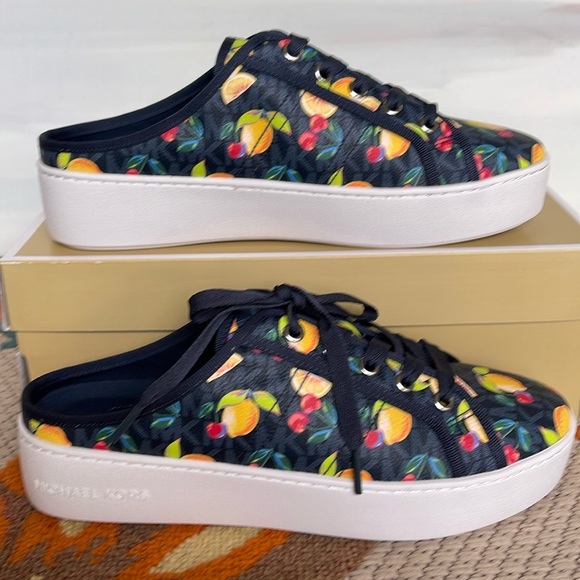 Michael Kors POPPY SLIDE SNEAKERS 
FRUIT PAINT MK SIG SM
49T4POFP1Q Platforms - Picture 1 of 16